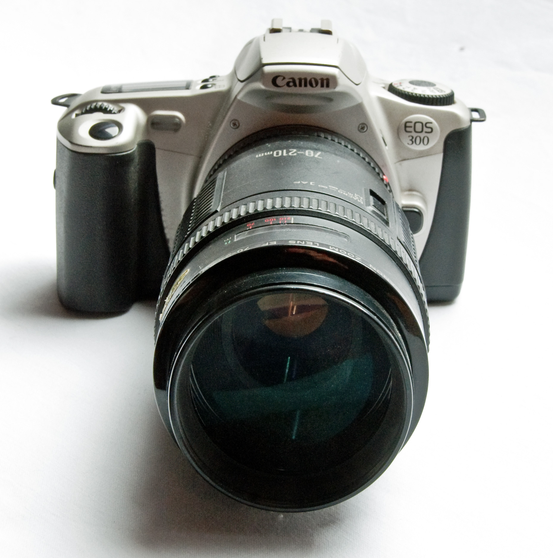 CANON EOS 300